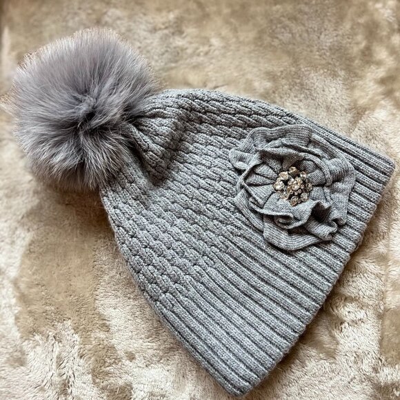 La-El All Gray Wool & Angora Detachable Pom Pom Beanie Hat (Gray POM)